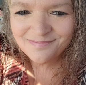 Meet your Posher, Carla